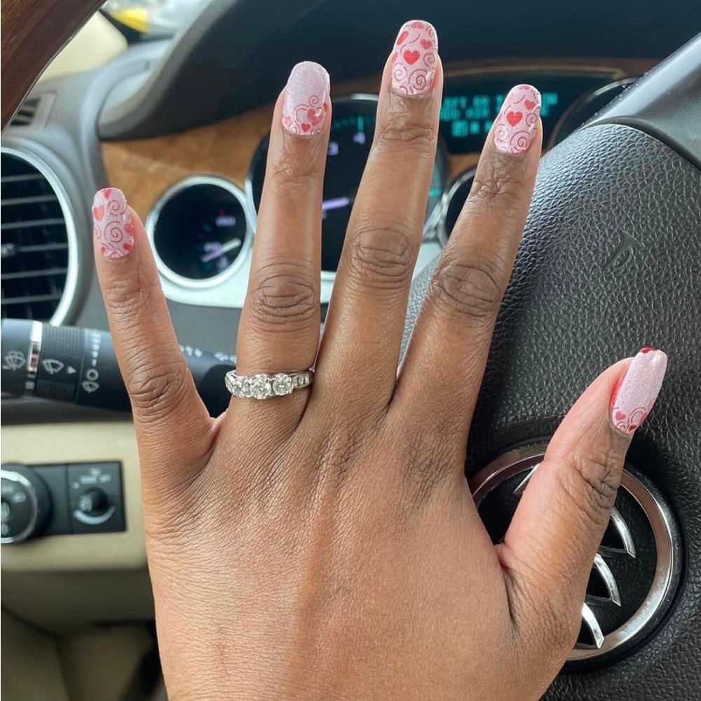*Retired* Color Street: Queen of Hearts | Pastel Pink Valentine’s Day Red Swirls - Picture 5 of 16